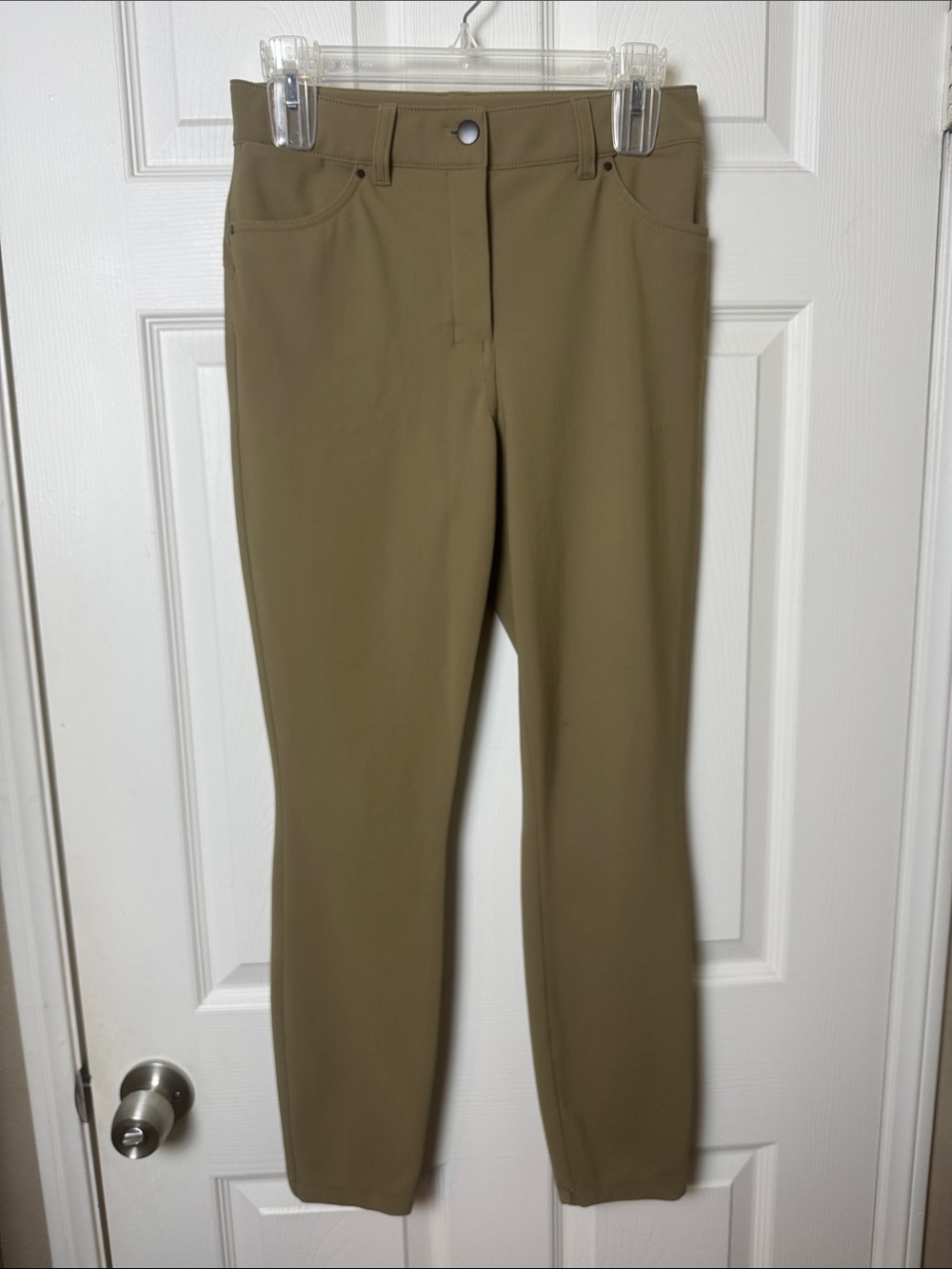 LULULEMON Slim straight leg 5-Pocket ankle length in neutral olive - Size 28